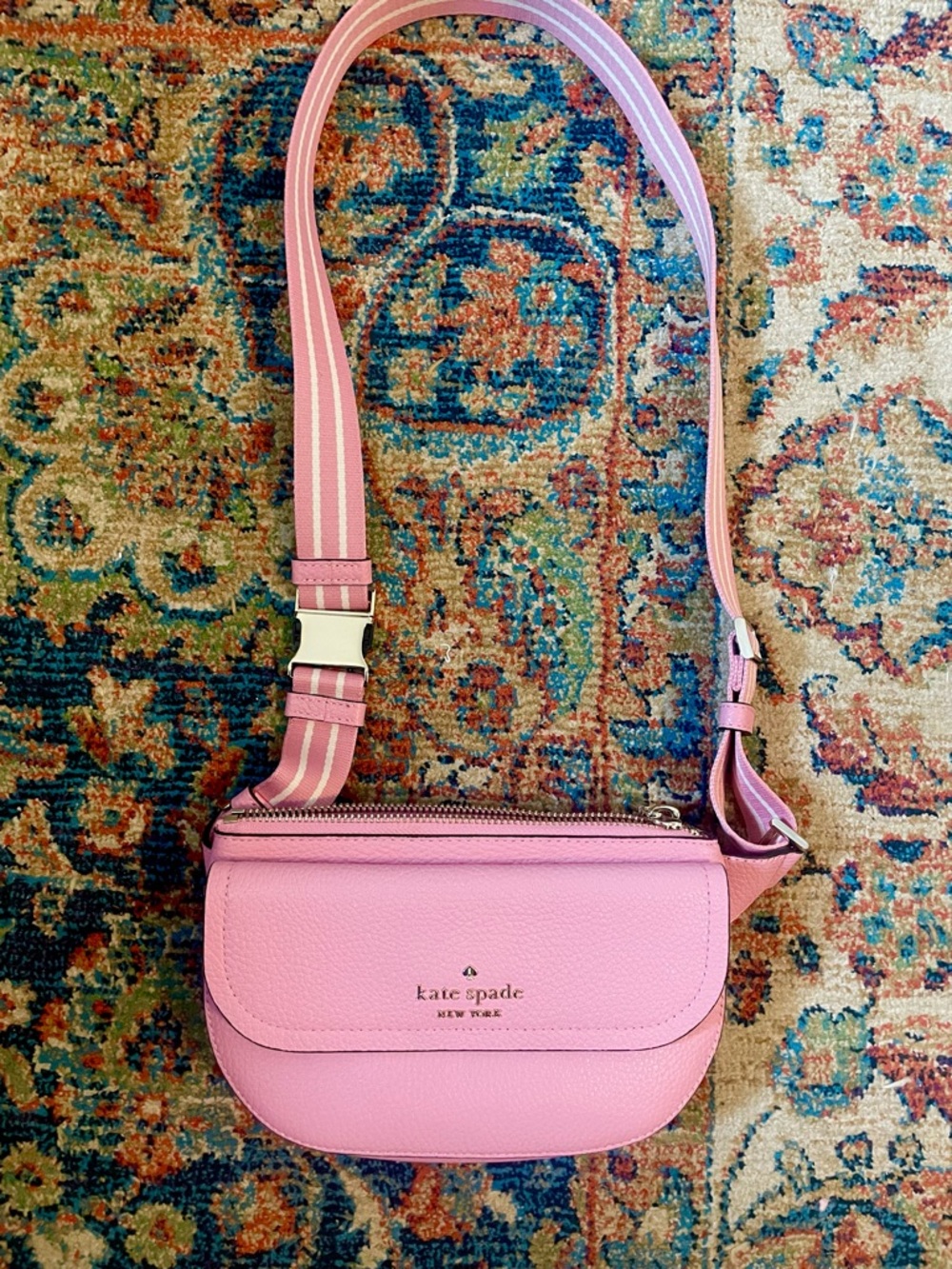 NWT Kate Spade - Pink Pebbled Summer Leather Crossbody with Adjustable Strap - Picture 2 of 5